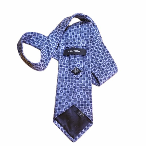 Men's NAUTICA 100% Silk Tie - Picture 2 of 10
